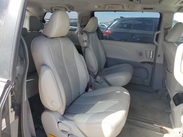 2011 TOYOTA SIENNA XLE - 5TDYK3DC1BS020082