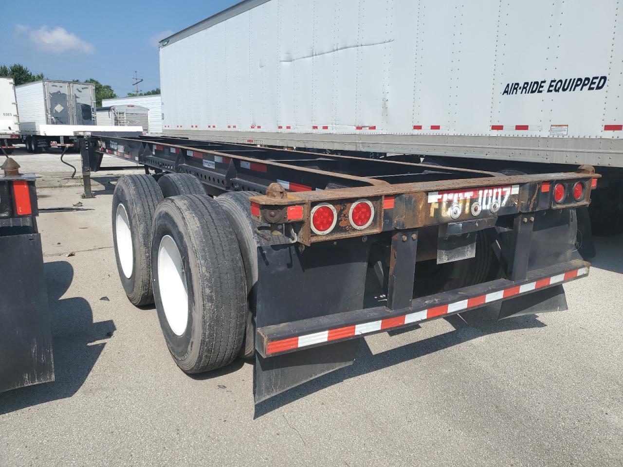 Lot #3224702177 2012 STOUGHTON UNKNOWN