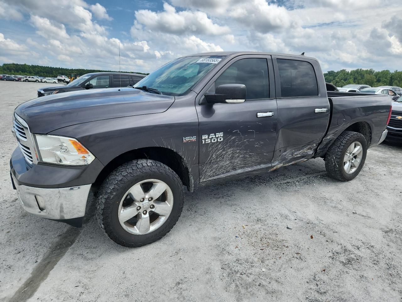 RAM 1500 SLT