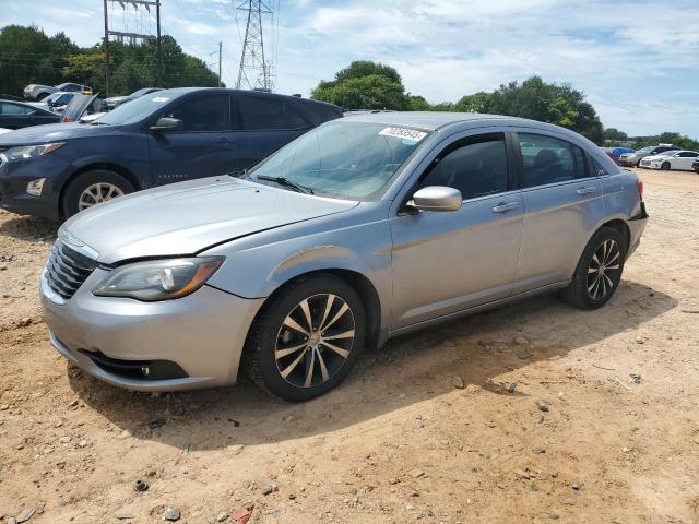 CHRYSLER 200 TOURIN