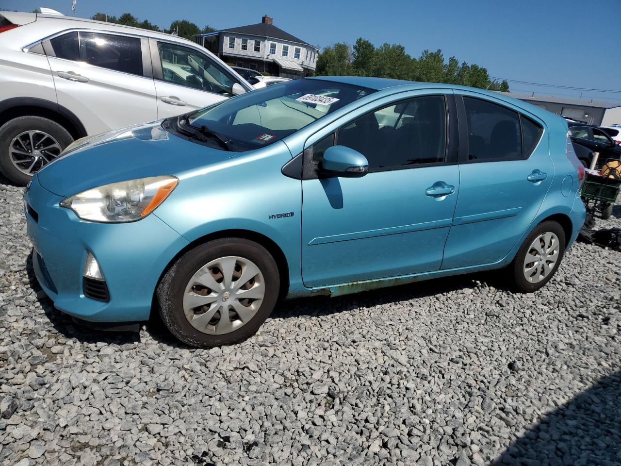TOYOTA PRIUS C