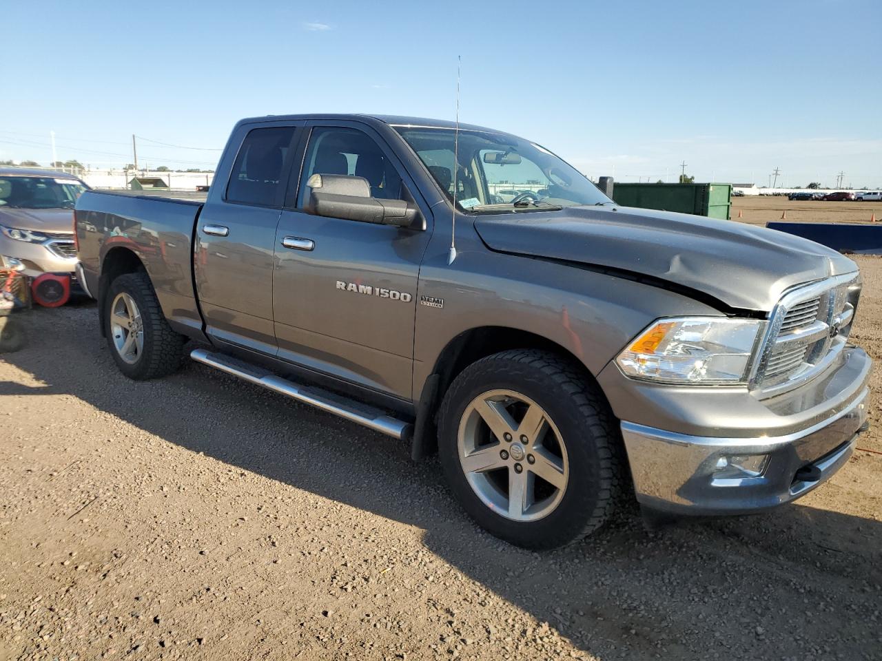 DODGE RAM 1500 SLT