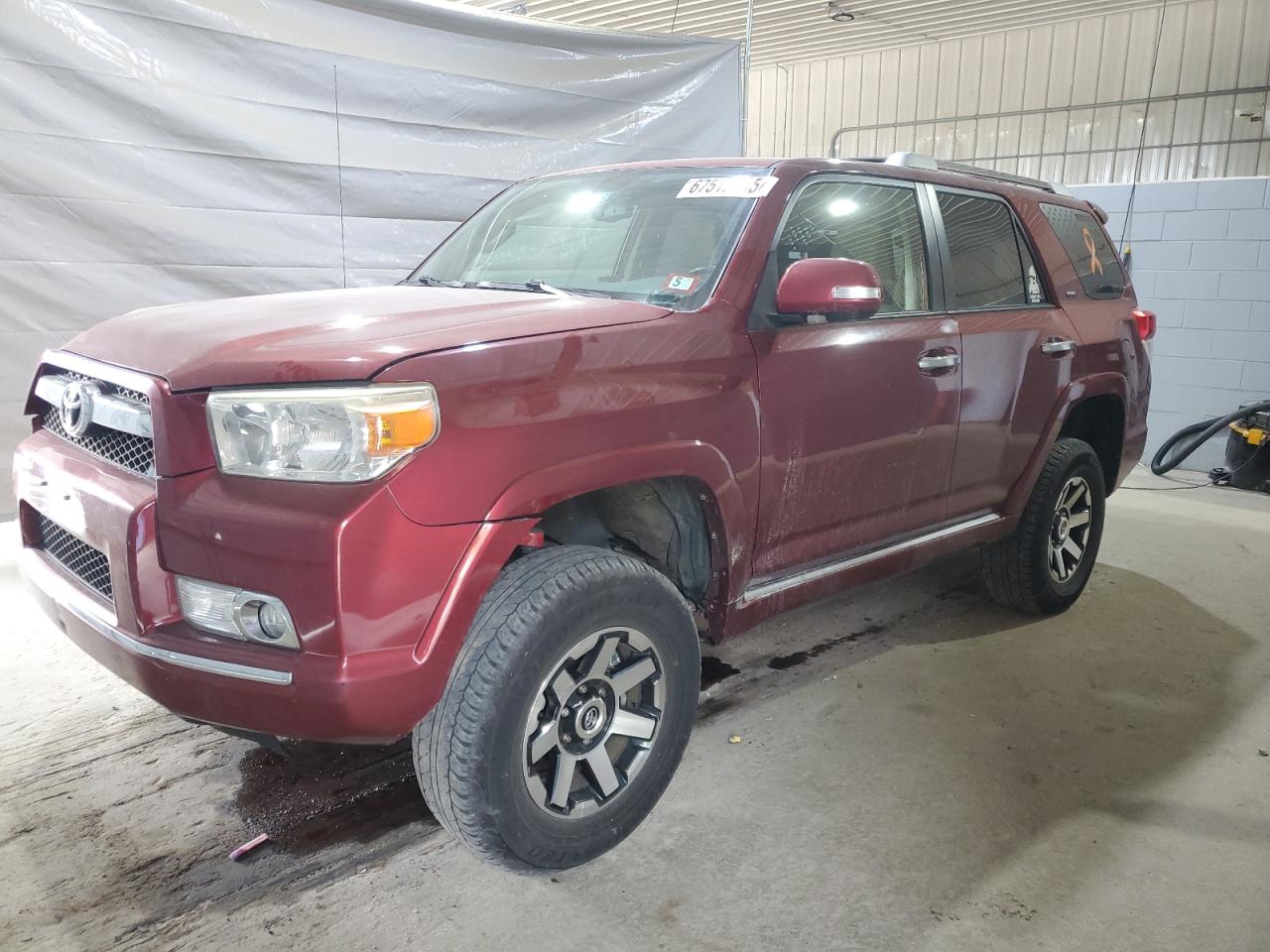 TOYOTA 4RUNNER SR5