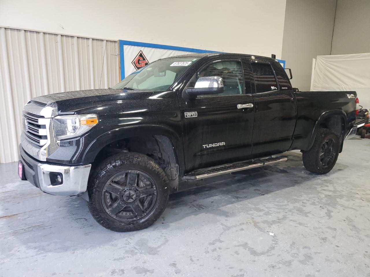 TOYOTA TUNDRA DOUBLE CAB LIMITED