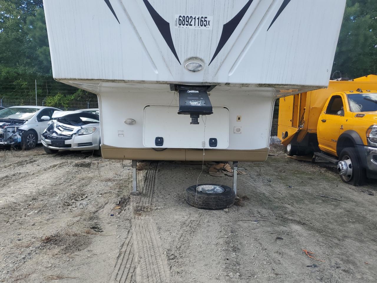 Lot #3301815398 2013 ROCKWOOD ULTRA V