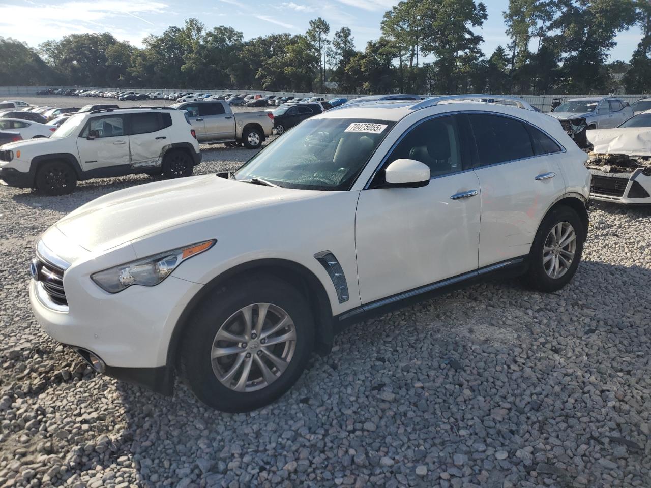 INFINITI FX37