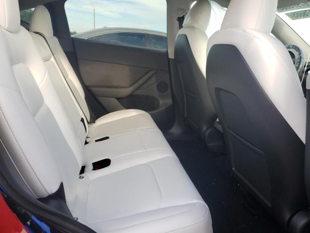 2024 TESLA MODEL Y 7SAYGDED2RF120496