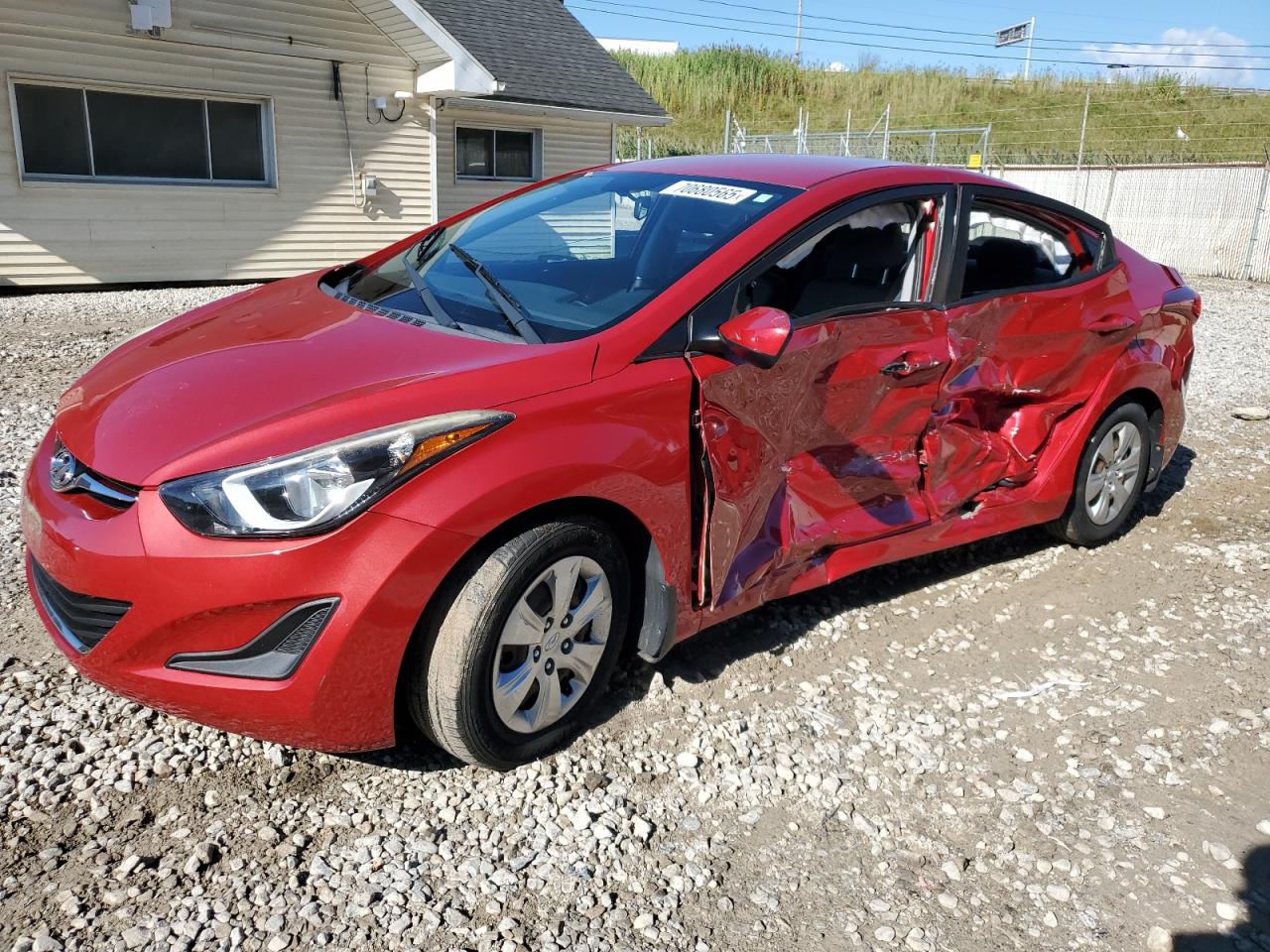 HYUNDAI ELANTRA SE