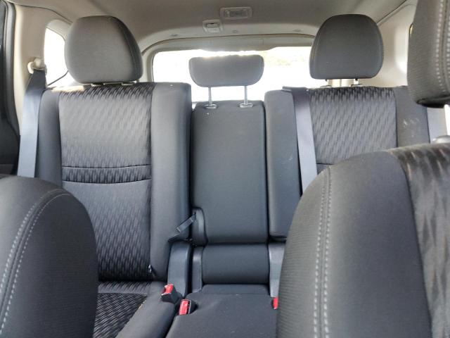 2018 NISSAN ROGUE S KNMAT2MV1JP530631