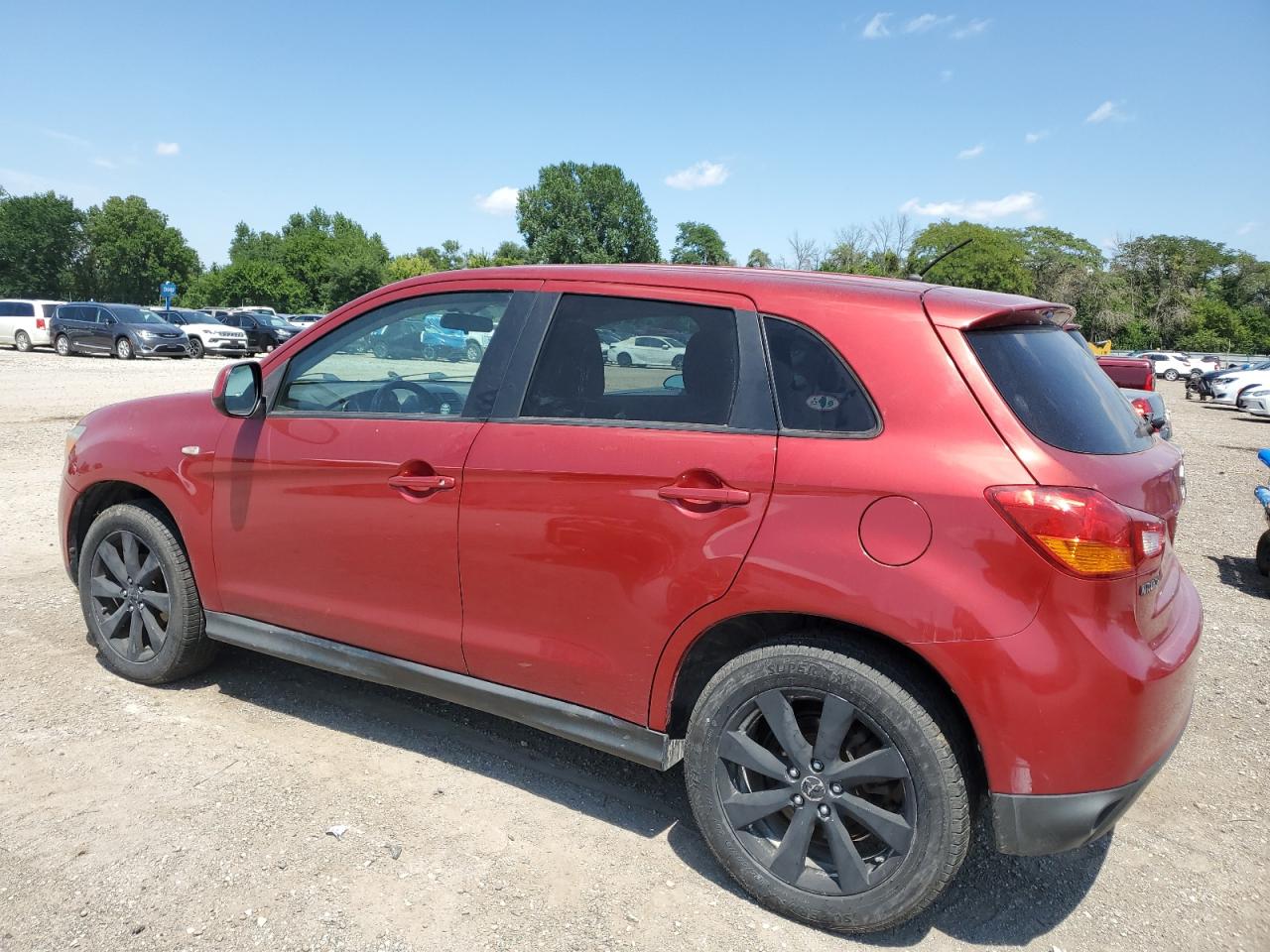 MITSUBISHI OUTLANDER ES