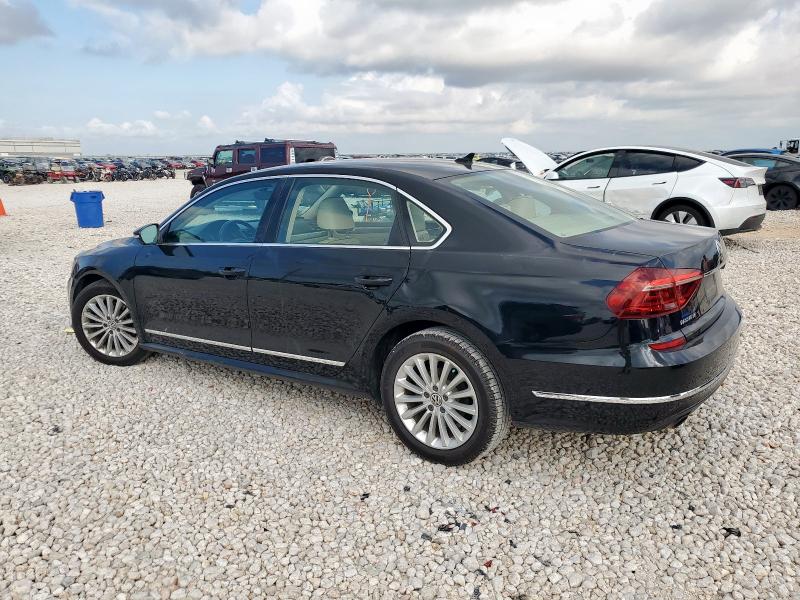 2017 VOLKSWAGEN PASSAT SE 1VWBT7A35HC019006