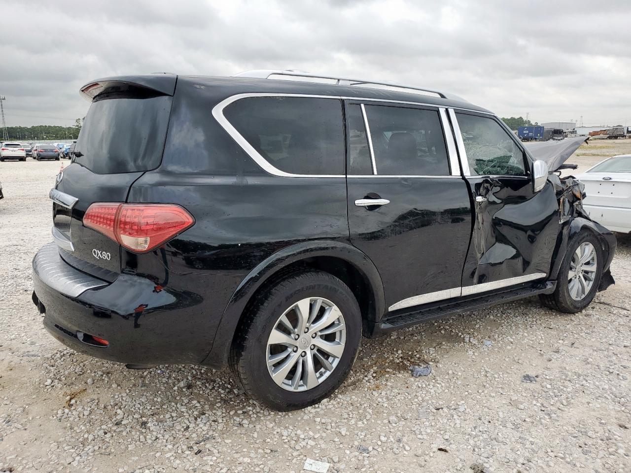 INFINITI QX80