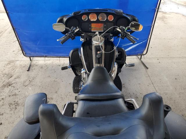 2017 HARLEY-DAVIDSON FLHTCUTG T 1HD1MAD18HB860101