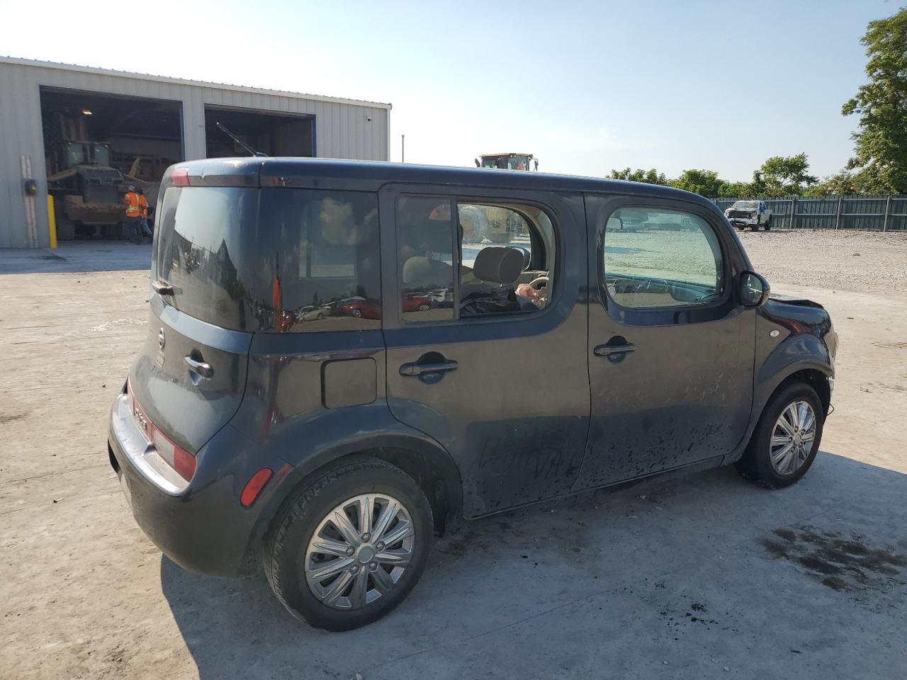 NISSAN CUBE BASE