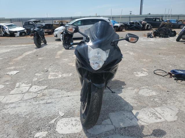 2017 SUZUKI GSX-R600 JS1GN7FA7H2101149