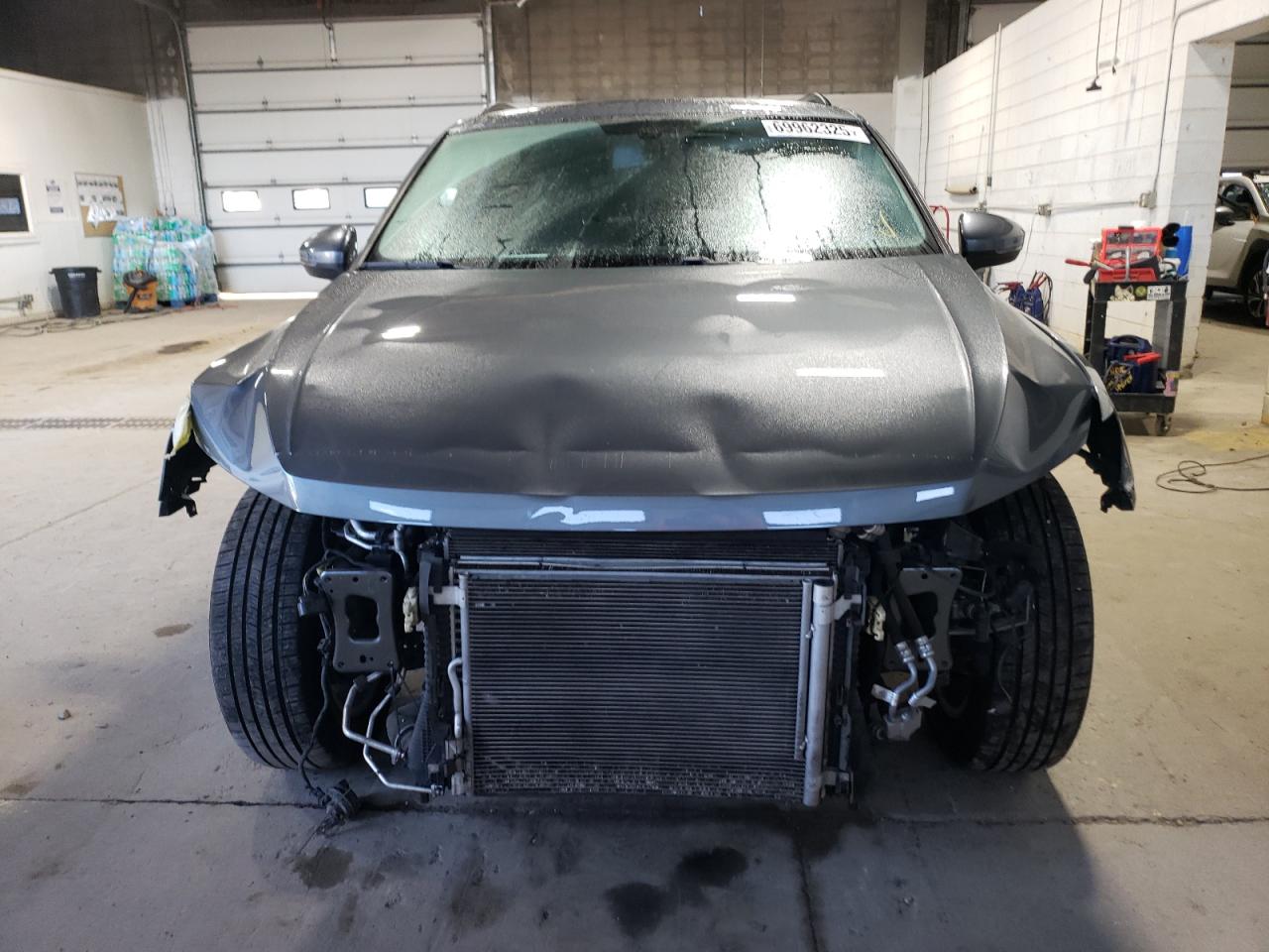 VOLKSWAGEN TIGUAN SE