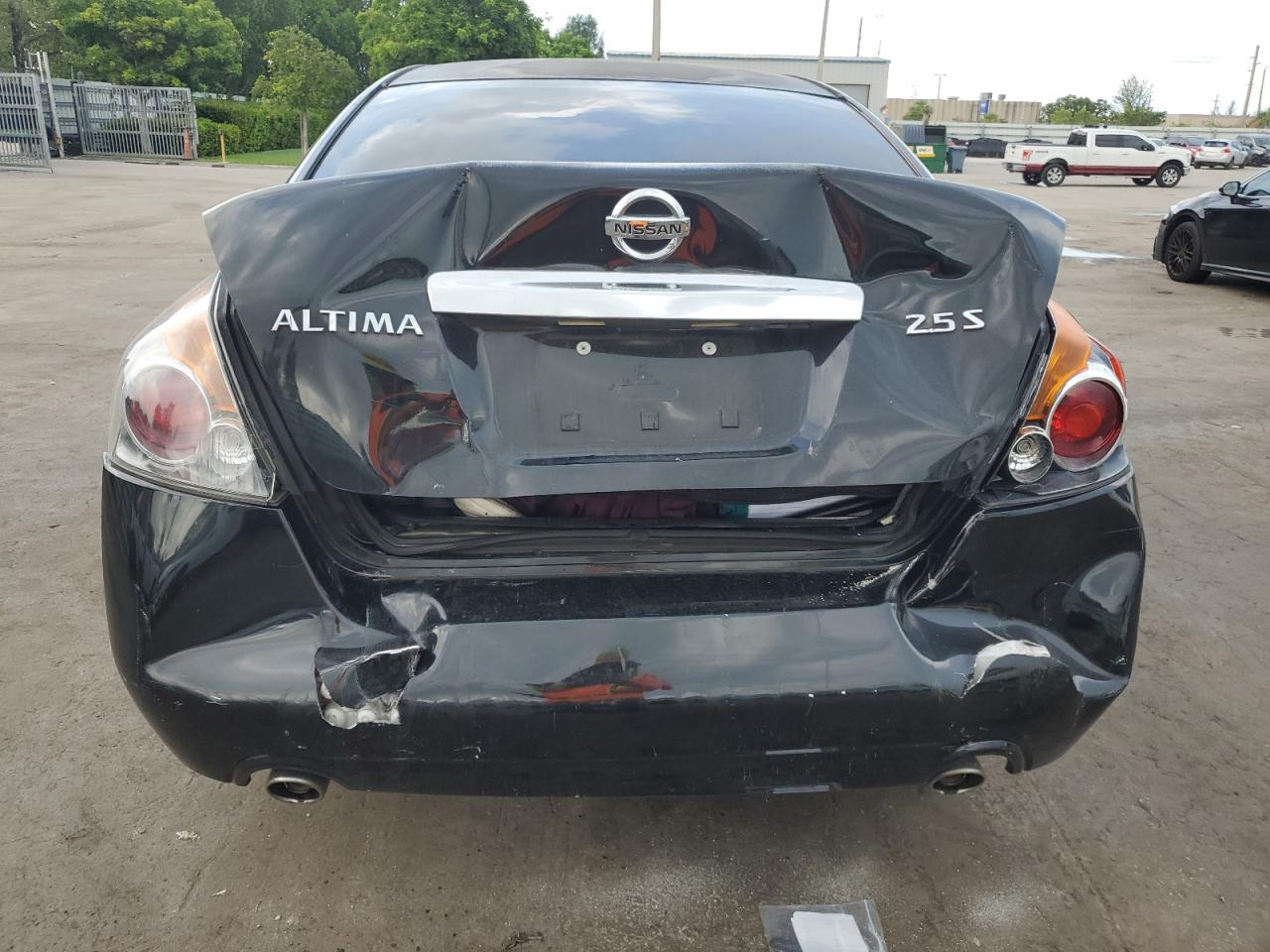 NISSAN ALTIMA BASE