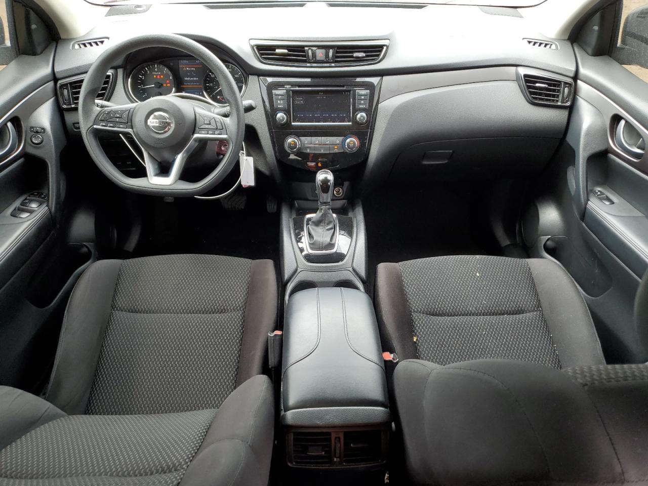 NISSAN ROGUE SPORT S