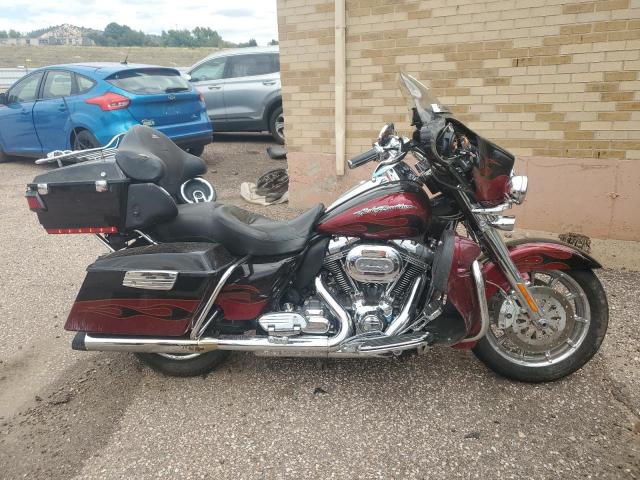 2011 HARLEY-DAVIDSON FLHTCUSE6 1HD1PR813BB955379