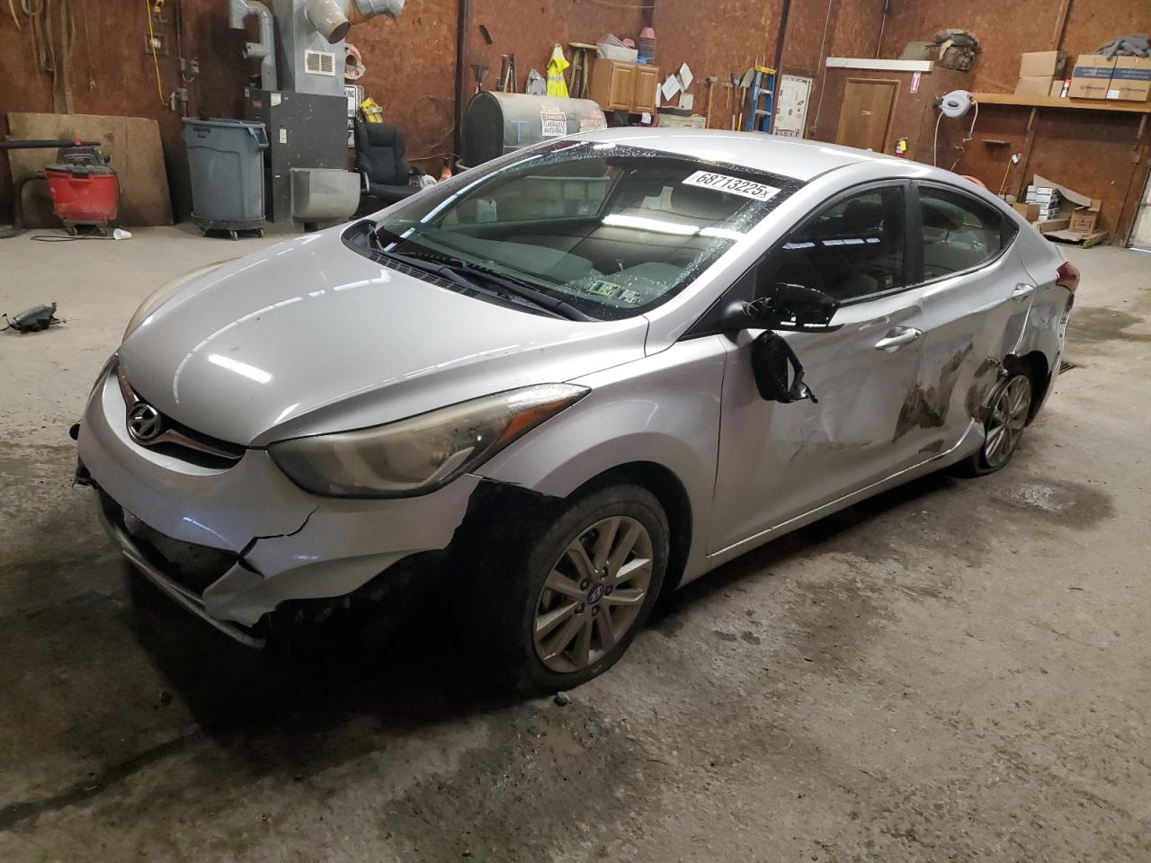 HYUNDAI ELANTRA SE