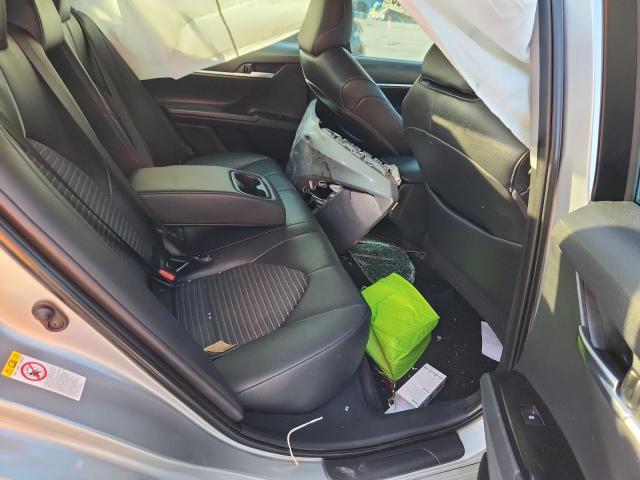 2018 TOYOTA CAMRY L 4T1B11HK1JU078892