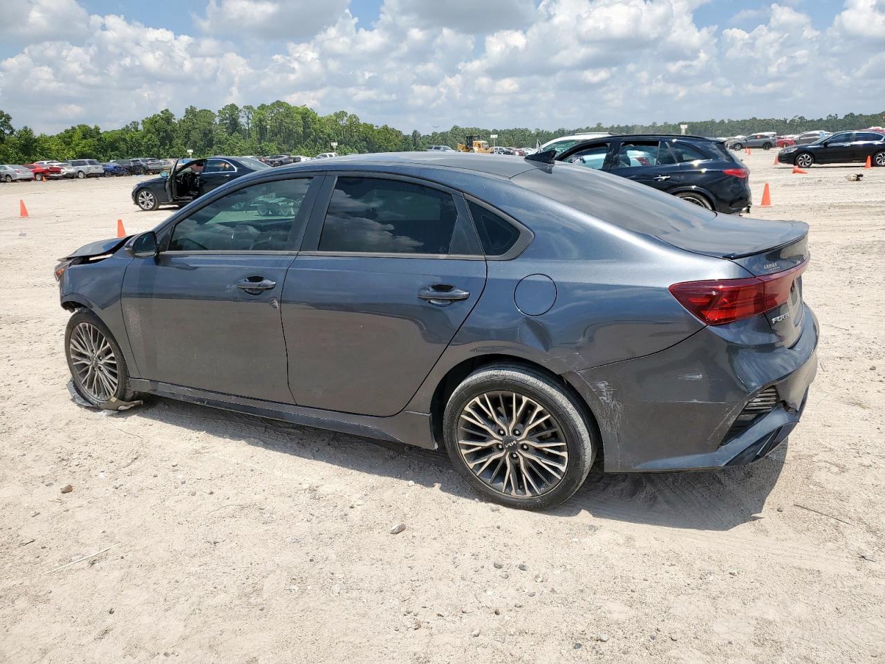 KIA FORTE GT LINE