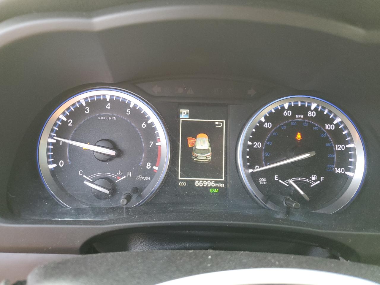 TOYOTA HIGHLANDER SE