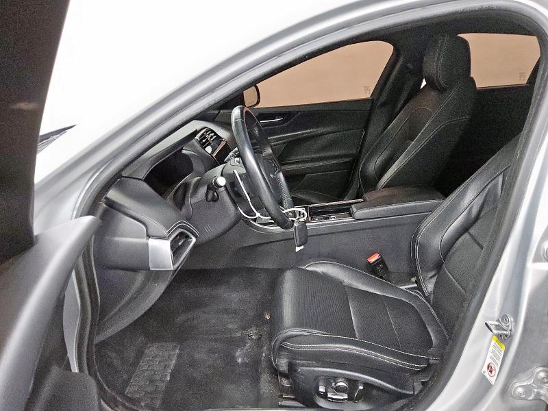 2018 JAGUAR XE S SAJAG4FV4JCP17755