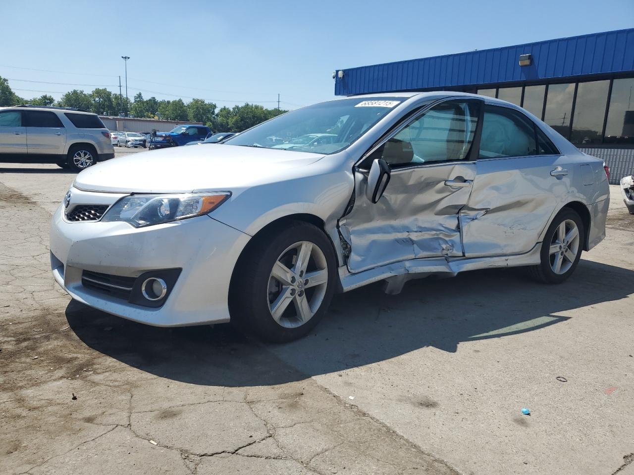TOYOTA CAMRY L