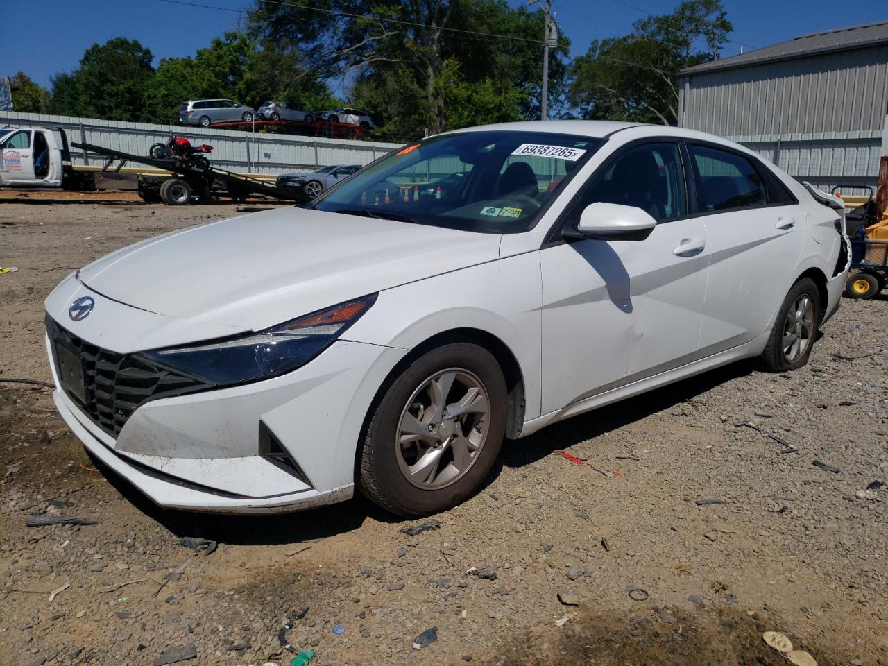 HYUNDAI ELANTRA SE