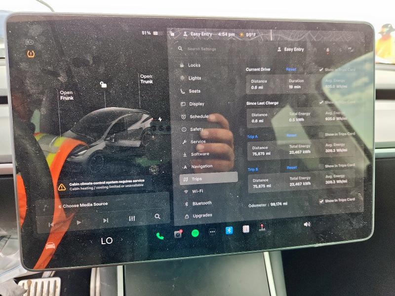 2020 TESLA MODEL Y 5YJYGDEF1LF009721