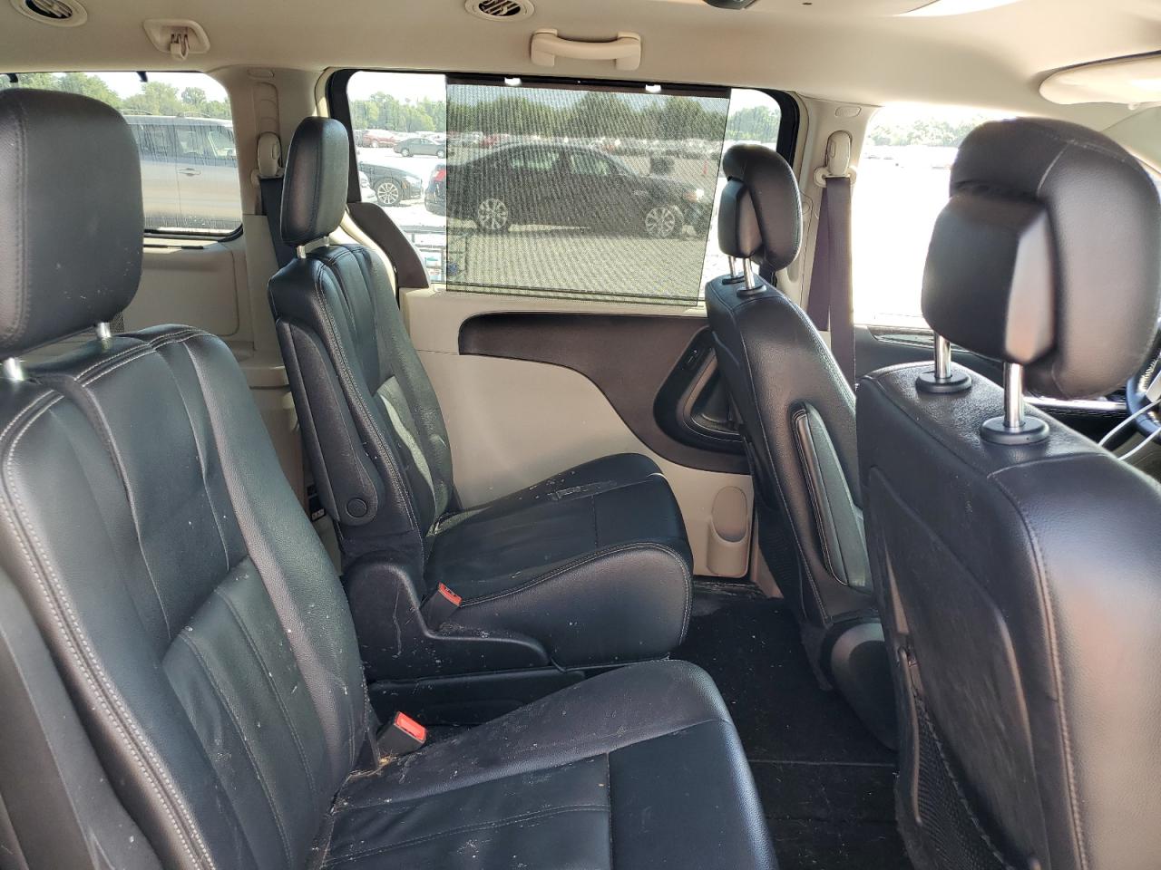 CHRYSLER TOWN & COUNTRY TOURING