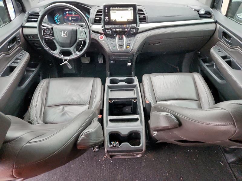 2018 HONDA ODYSSEY TOURING 5FNRL6H85JB048995