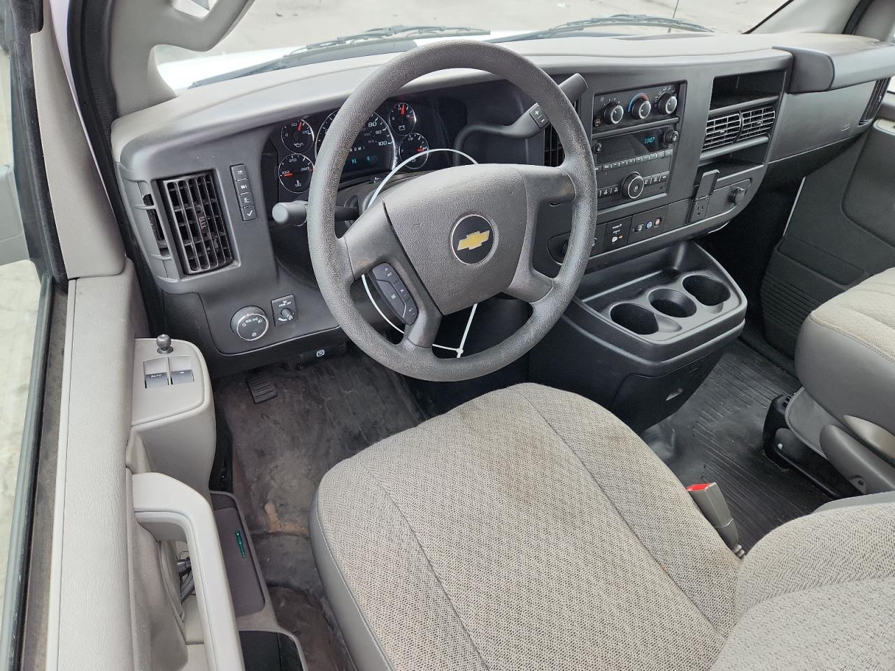 CHEVROLET EXPRESS G2500