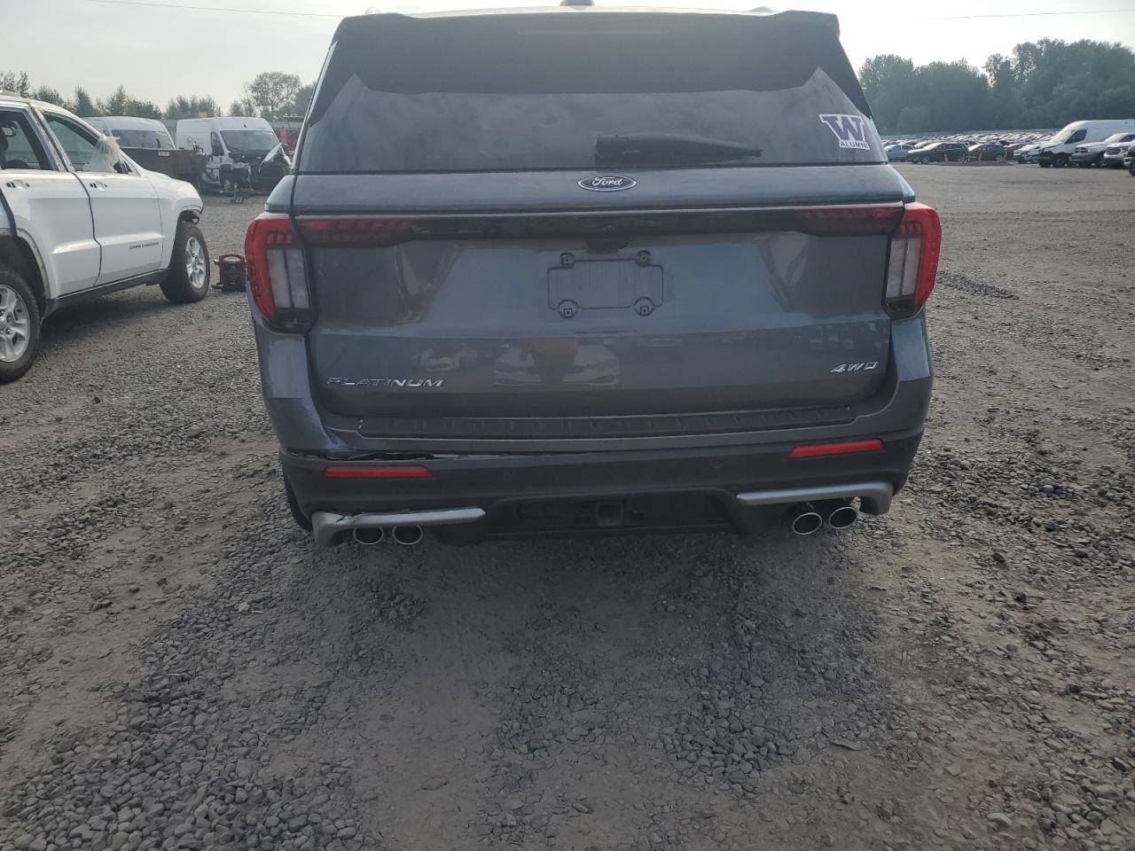 FORD EXPLORER PLATINUM