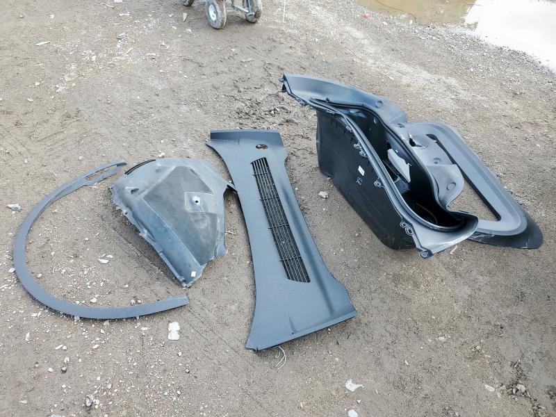 2025 TESLA MODEL Y 7SAYGDED8SF230698