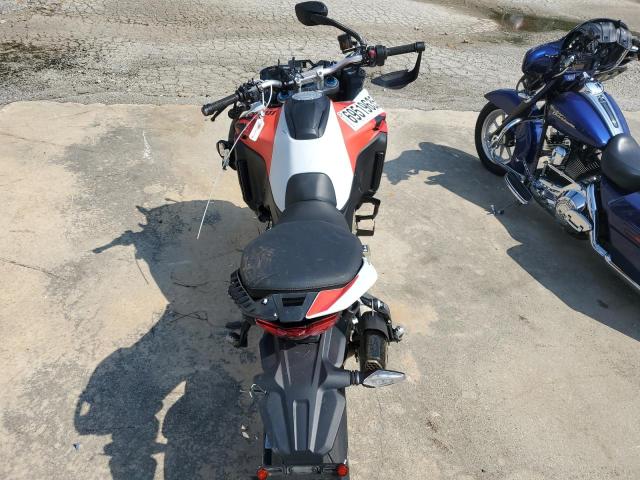 2025 DUCATI MULTISTRAD ZDMAAL5W3SB001610
