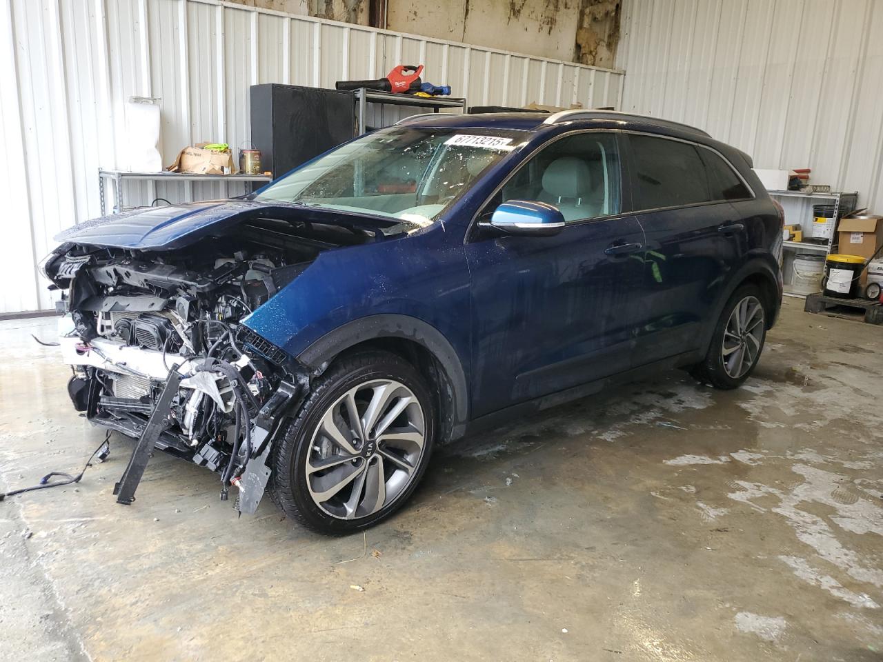 KIA NIRO TOURING