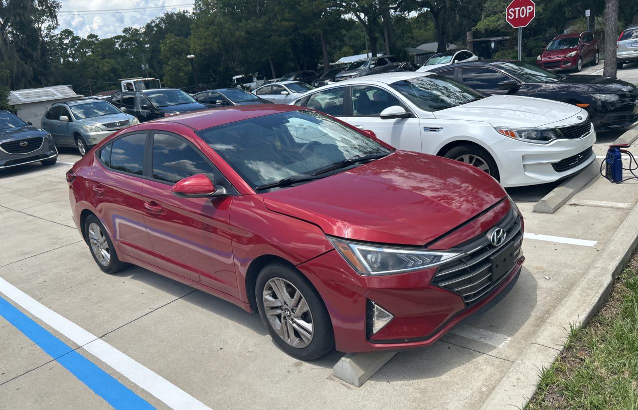 HYUNDAI ELANTRA SEL