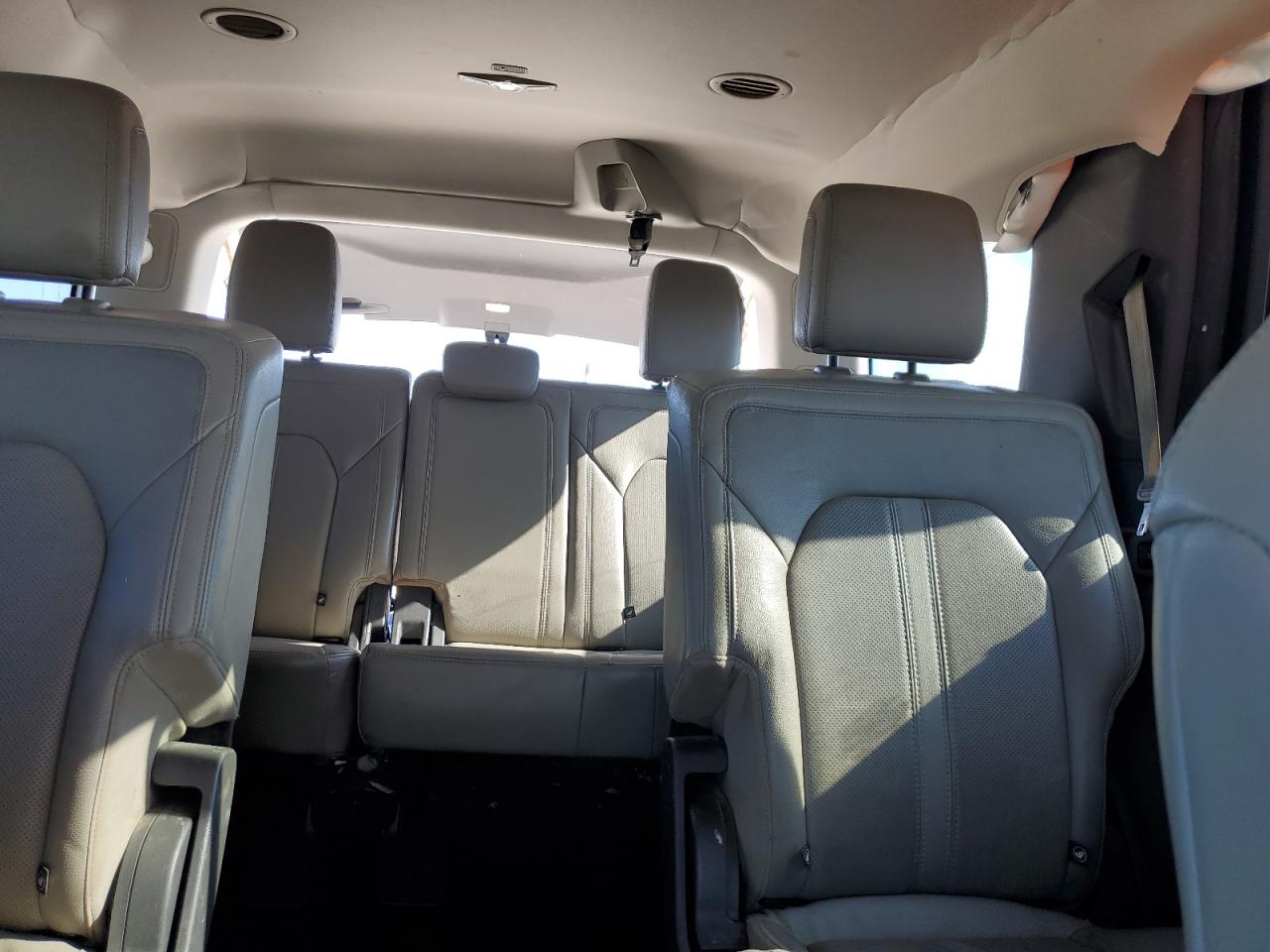 FORD EXPEDITION LIMITED