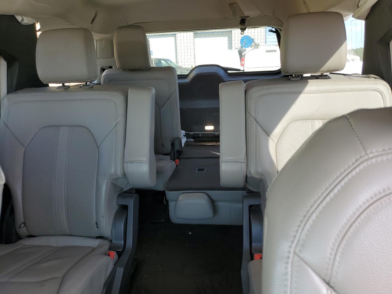 FORD EXPEDITION LIMITED