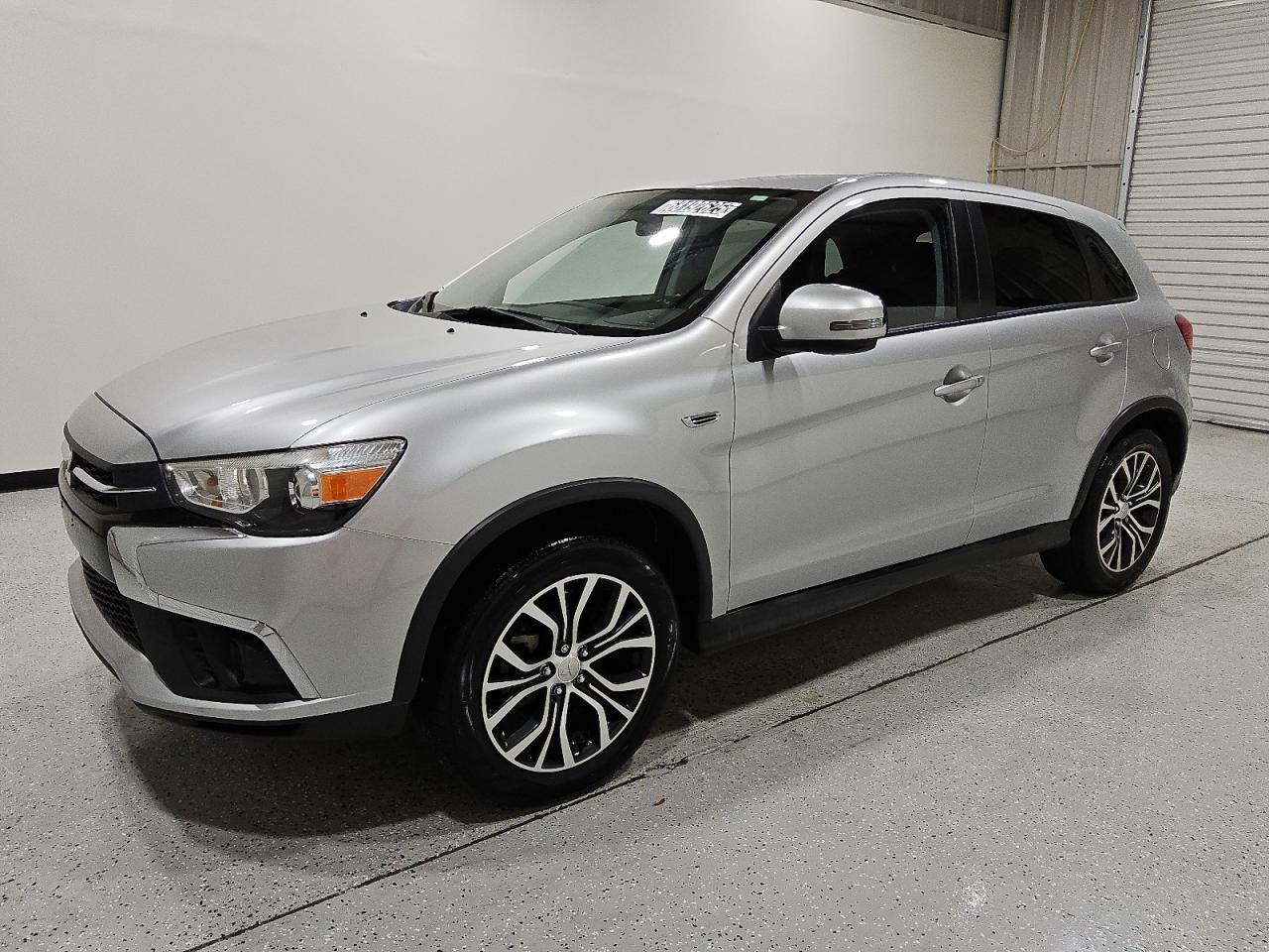 MITSUBISHI OUTLANDER ES