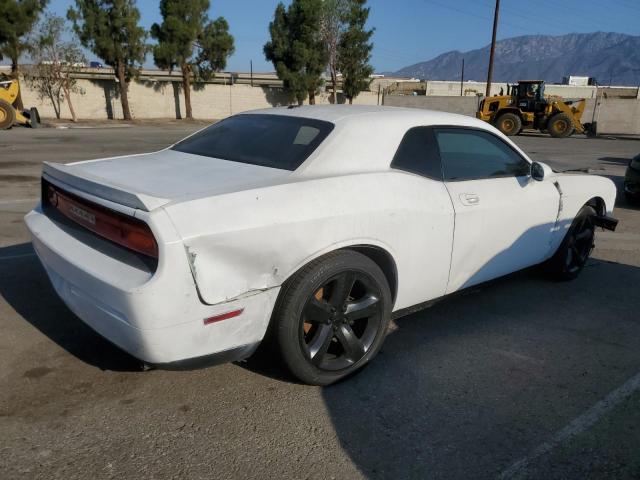 DODGE CHALLENGER 2009 white  gas 2B3LJ44V19H561499 photo #4