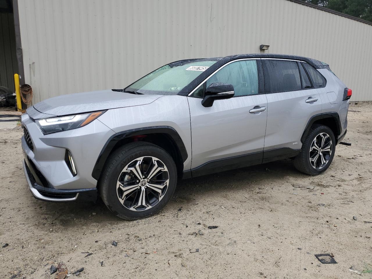 TOYOTA RAV4 XSE