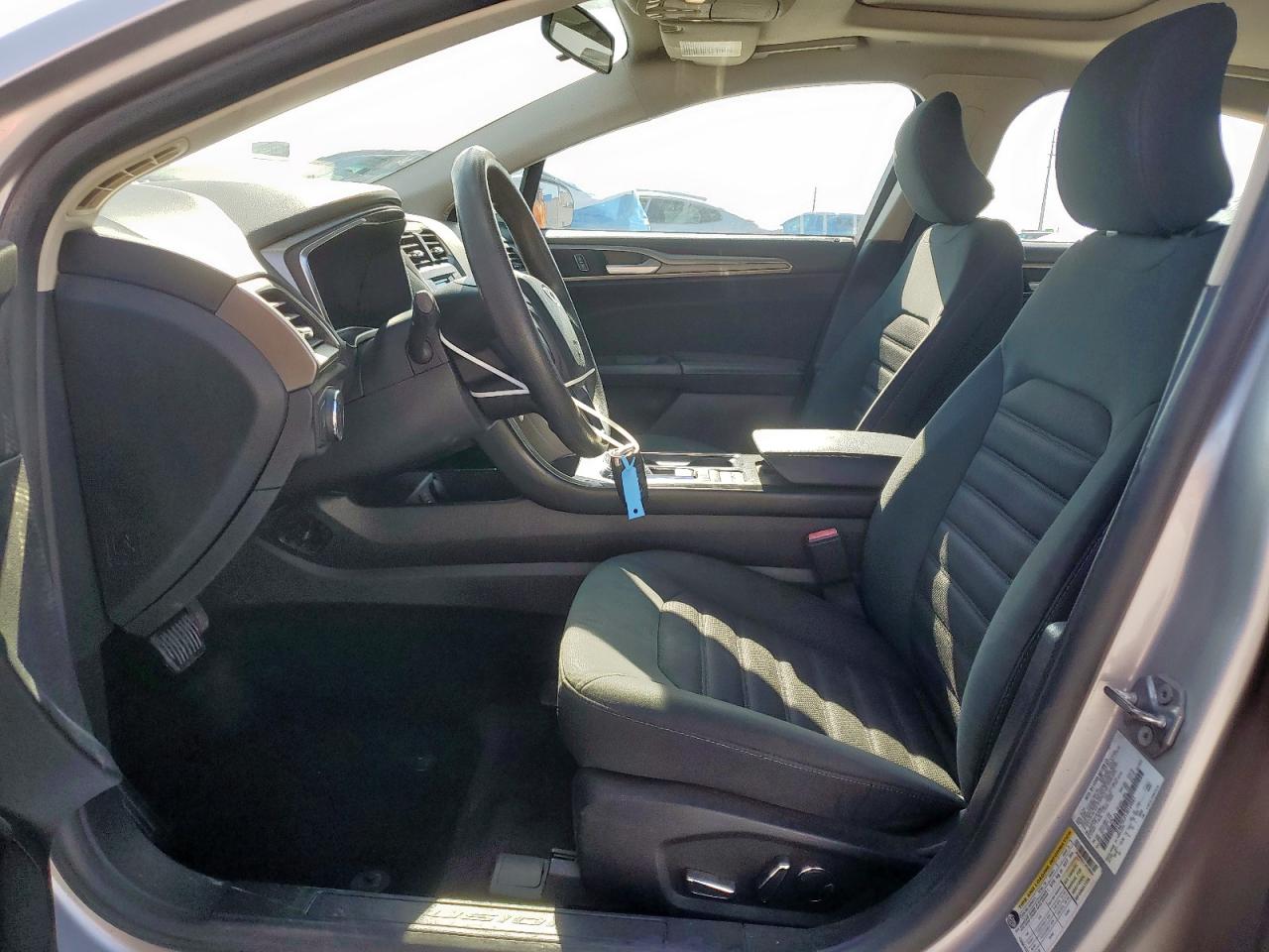 FORD FUSION SE HYBRID