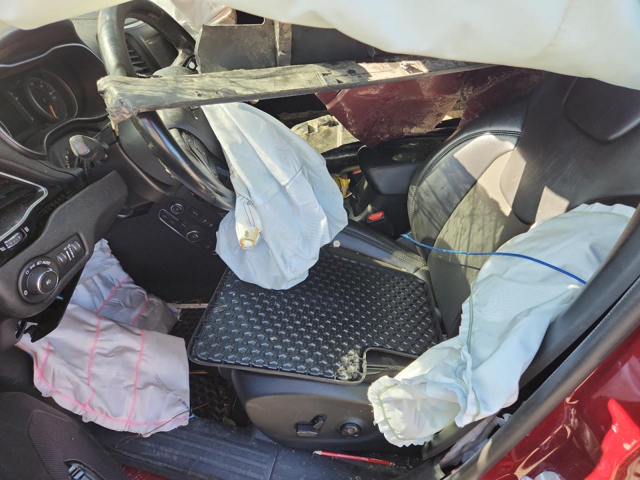 JEEP GRAND CHEROKEE LATITUDE PLUS