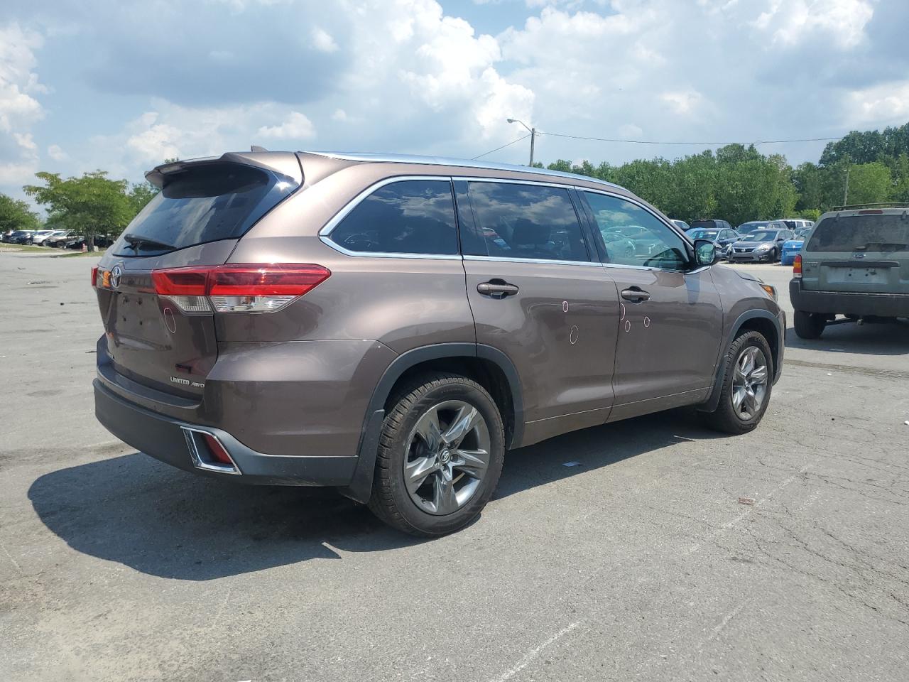 TOYOTA HIGHLANDER LIMITED