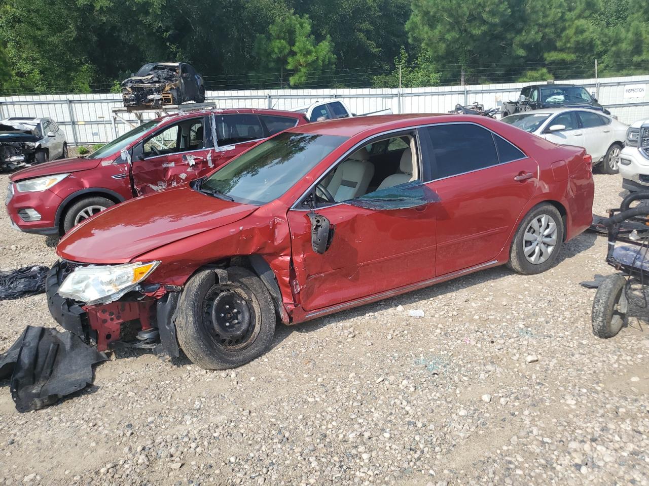 TOYOTA CAMRY BASE