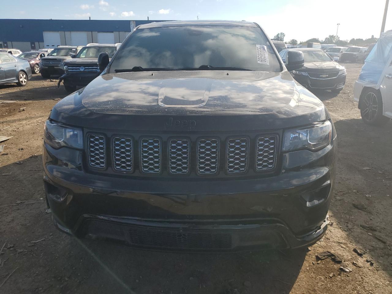 JEEP GRAND CHEROKEE LAREDO