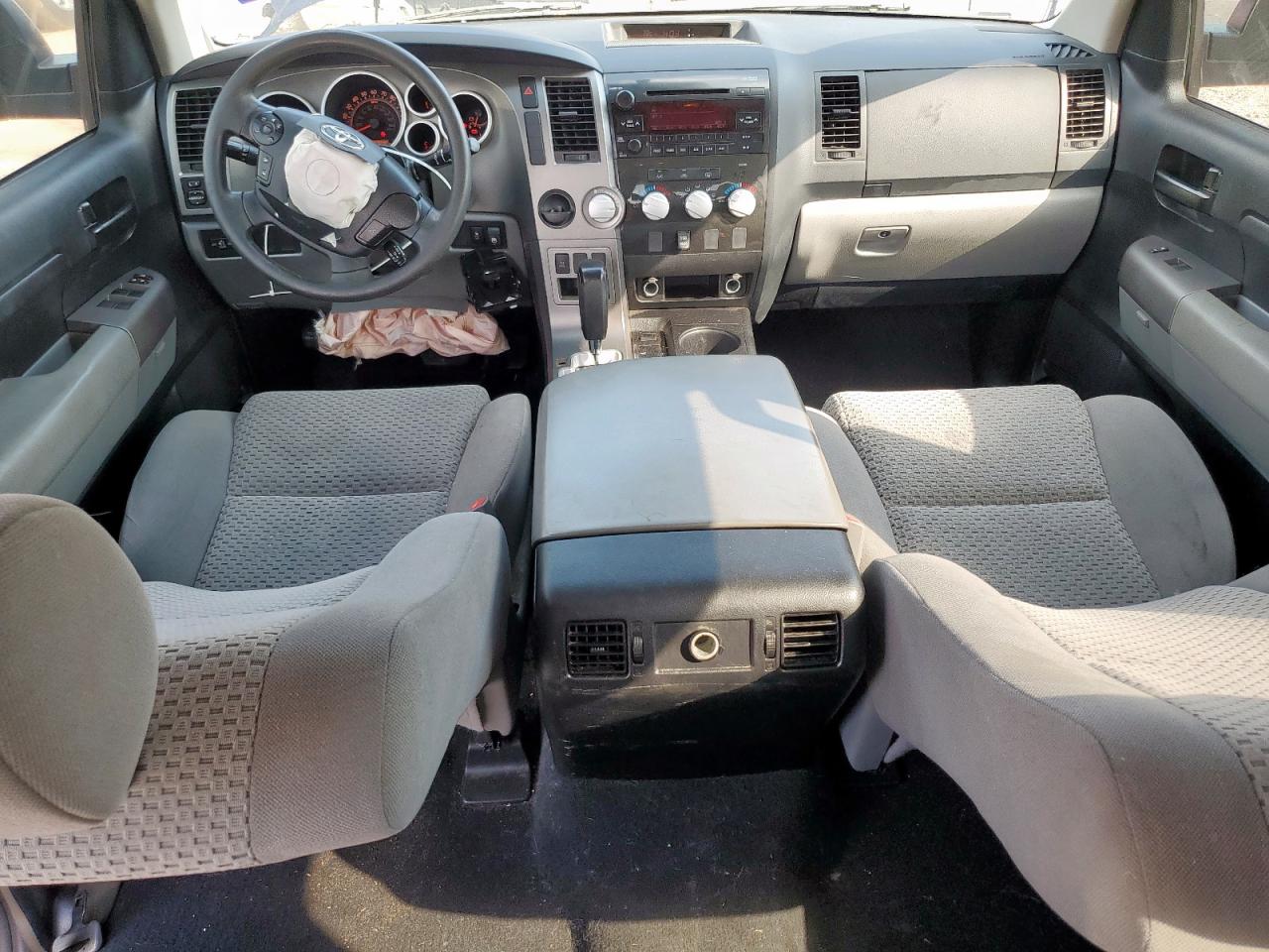 TOYOTA TUNDRA CREWMAX SR5